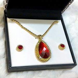 ✅🆕Teardrop pendant & coordinated earrings